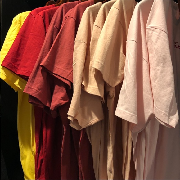 NEW! Crew neck tshirt - Picture 7 of 7